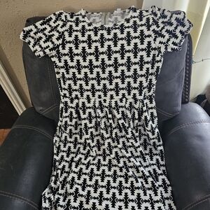 Aztec LuLaRoe Black and White Geometric Dress